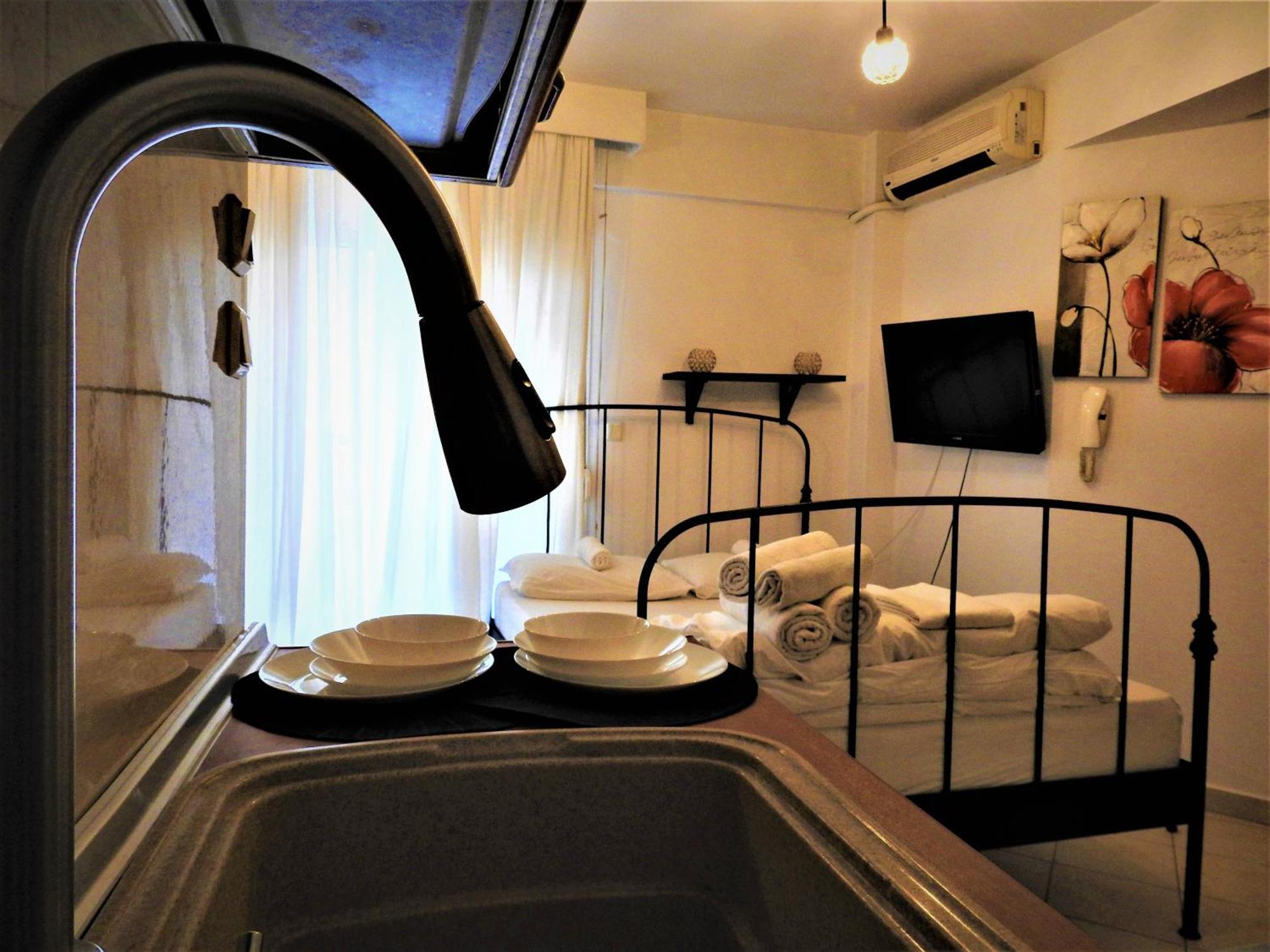 Konstantinos'S Luxury Studio 塞萨洛尼基 外观 照片
