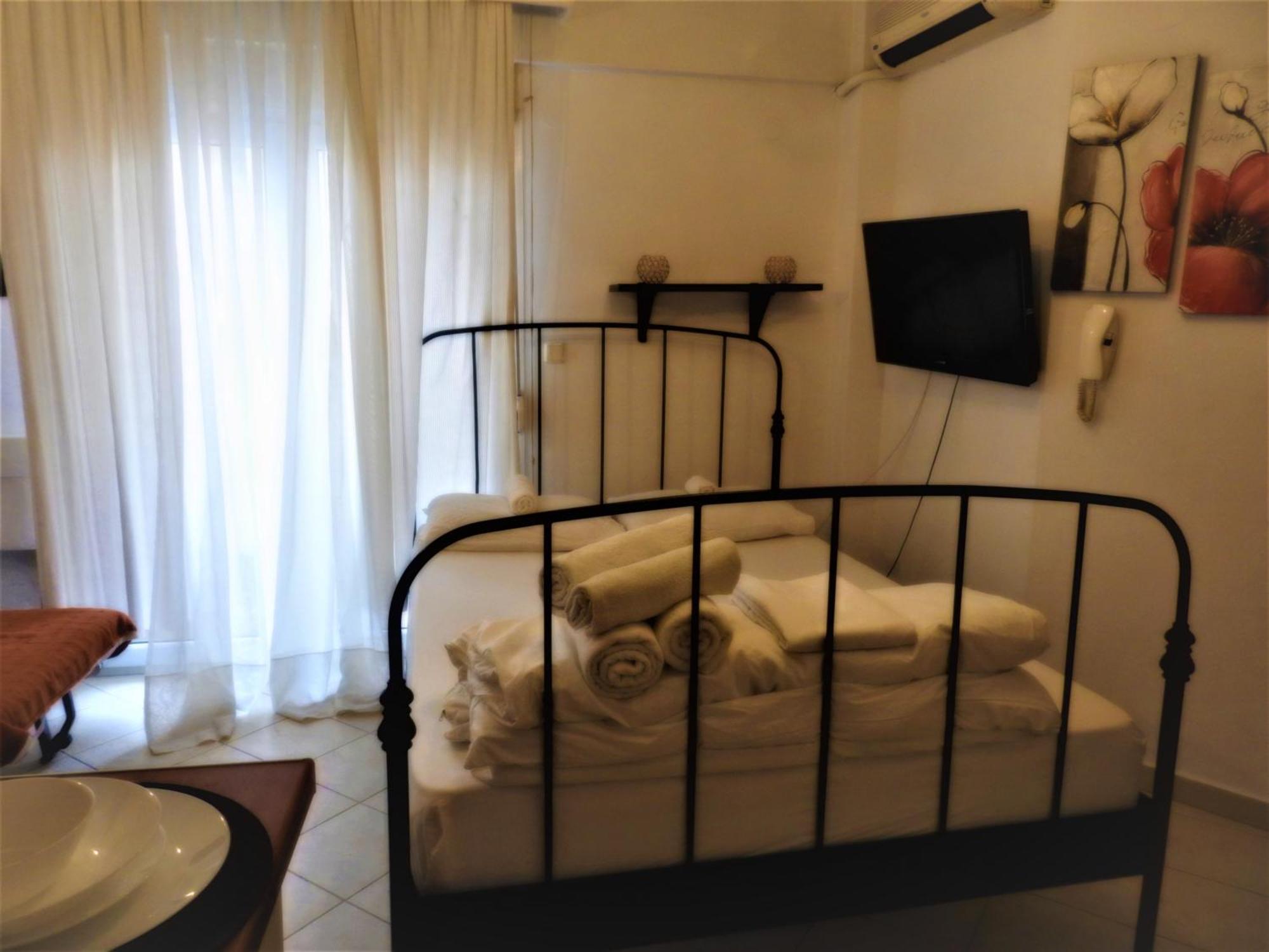 Konstantinos'S Luxury Studio 塞萨洛尼基 外观 照片